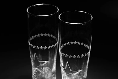 „ZGS Glass“ iš naujo apibrėžia pramonės standartus, naudodamas pažangų lazeri...